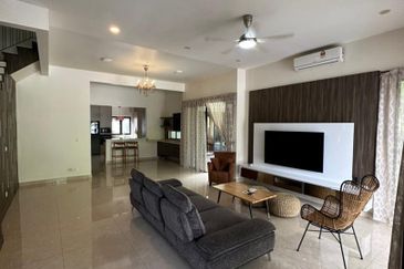 The Canal Garden South, Horizon Hills