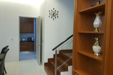 The Canal Garden South, Horizon Hills