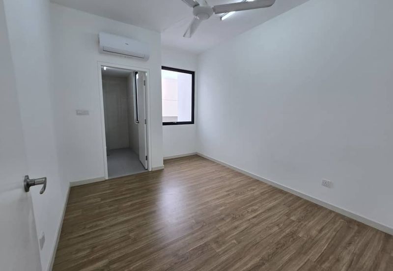 Sunway Citrine Lakehomes