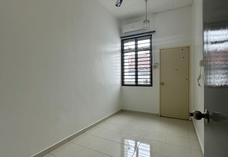Taman JP Perdana Austin for Rent Partially Furnished , Renovation