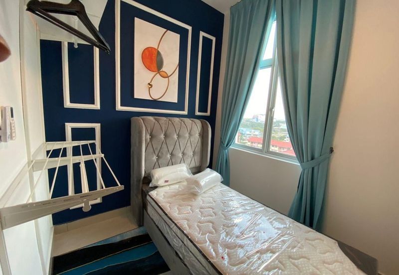 SKS Habitat Apartment, Larkin