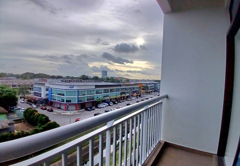 Sky Gardens Residences