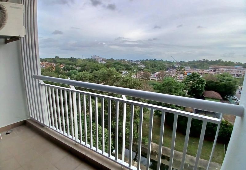 Sky Gardens Residences