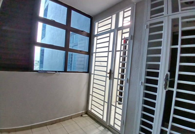 Sky Gardens Residences