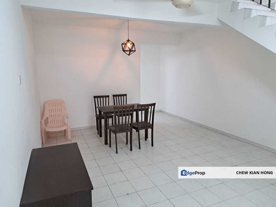 2 Storey Low Cost House Jalan Pulasan 8 Taman Kota Masai for Sale Partially Furnished, Johor, Pasir Gudang
