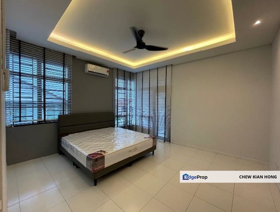 End Lot Cluster House Jalan Ambang 3/x  The Gateway Horizon Hills for Sale, Johor, Nusajaya