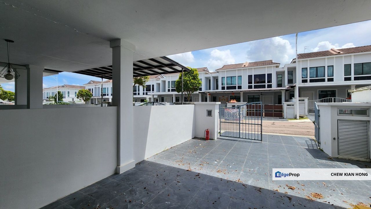 Greensgate ( Harrison ) Eco Tropics 2 Storey Terrace House for Sale Behind the House is a Small Garden , Johor, Masai