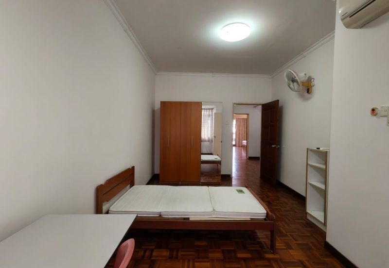 💰 RENT BANDAR UTAMA HOUSE @RM 3500 @ 5ROOM 4BATH