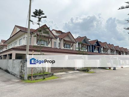 Double Storey Terrace-End Lot With Land, Johor, Batu Pahat
