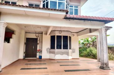 Double Storey Terrace Corner Lot