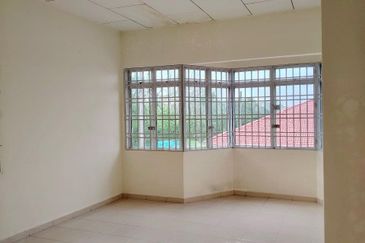 Double Storey Terrace Corner Lot