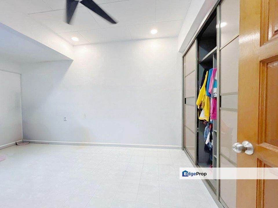 Double Storey Medium Cost House , Johor, Batu Pahat