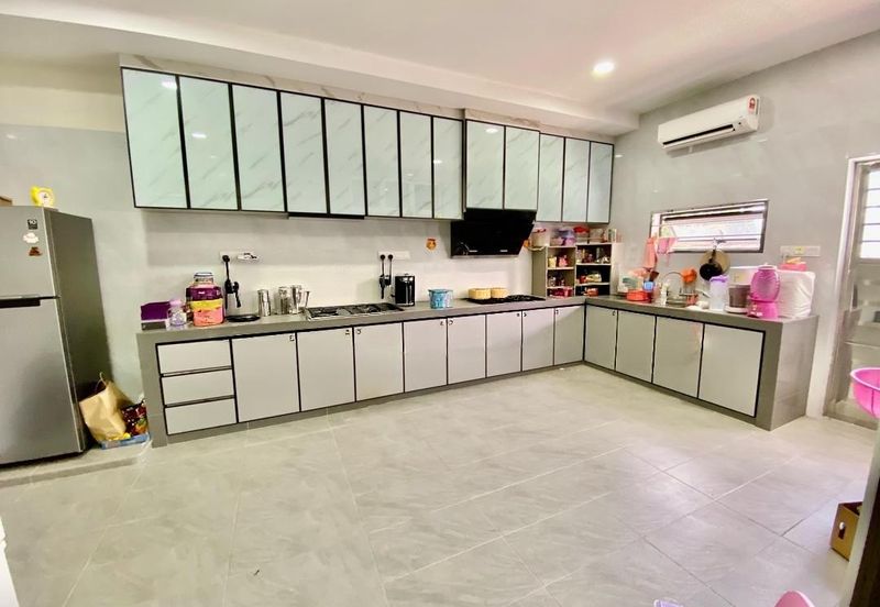 Taman Cempaka Kuning