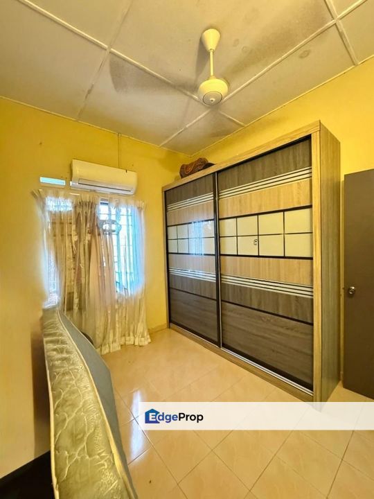 Double Storey Low Cost, Johor, Batu Pahat