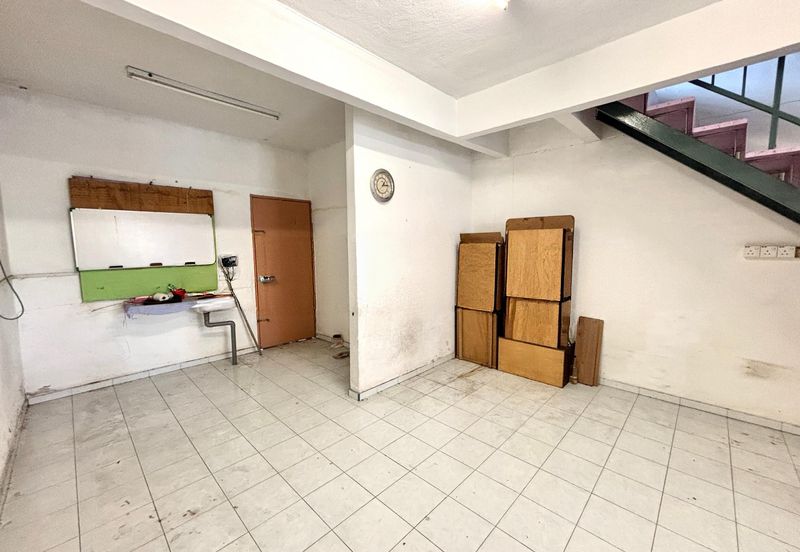 Double Storey Low Cost 