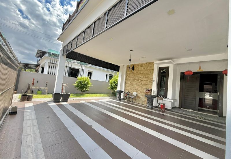 Taman Cempaka Kuning