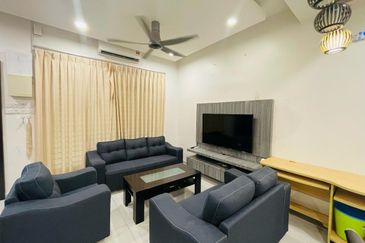 Renovated Single Storey Terrace 