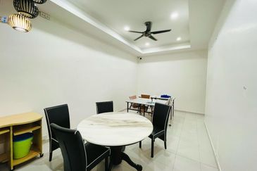 Renovated Single Storey Terrace 