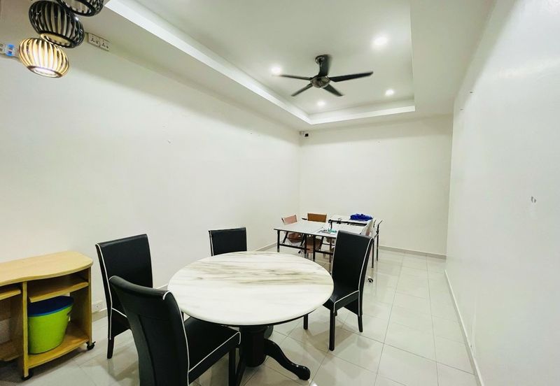 Renovated Single Storey Terrace 