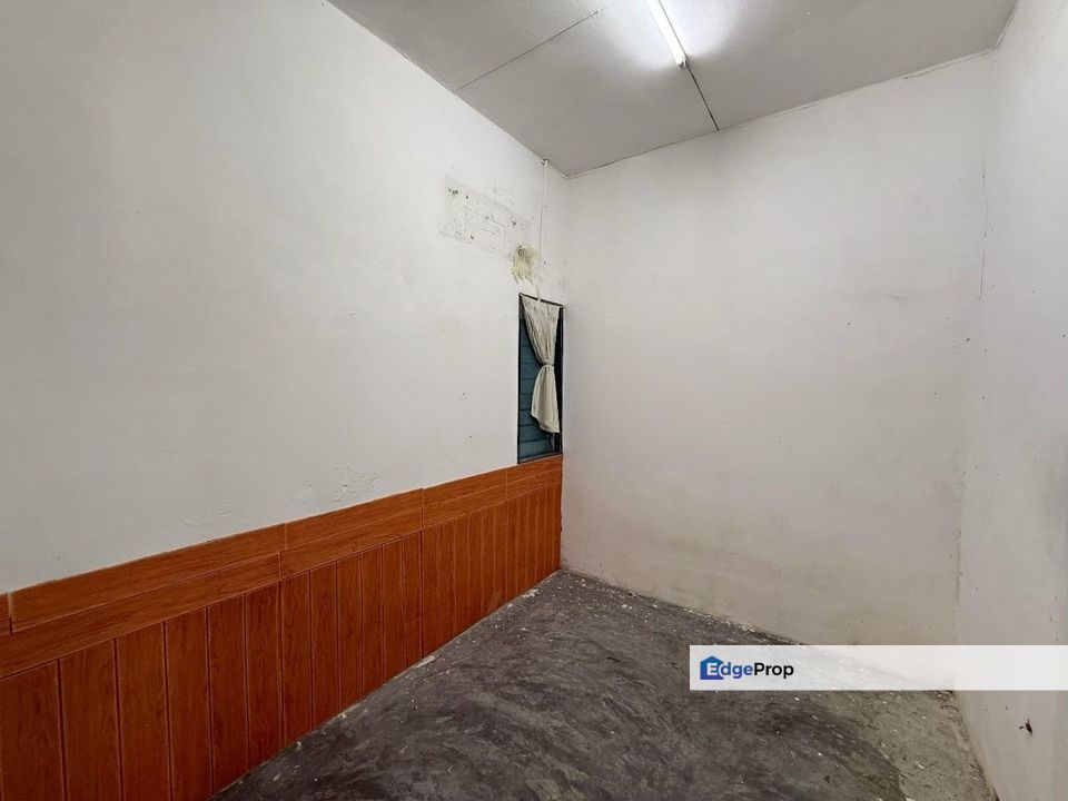 Single Storey Low Cost House, Johor, Batu Pahat