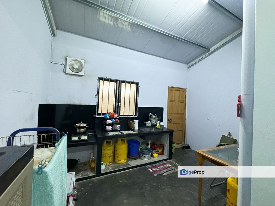 Double Storey Medium Low Cost , Johor, Batu Pahat