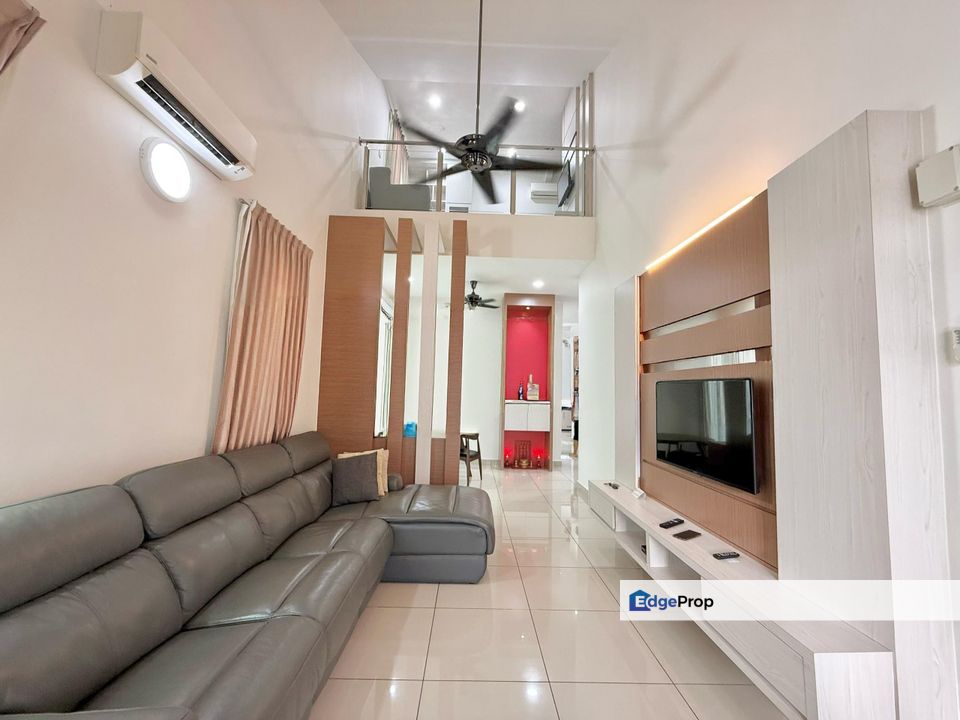 1.5 Storey Corner Lot , Johor, Batu Pahat