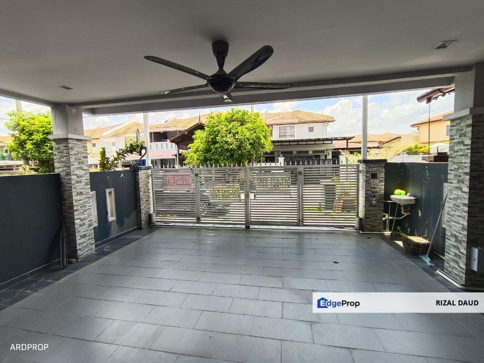 [FULLY RENOVATED] FREEHOLD 2 STOREY TERRACE BANDAR BUKIT MAHKOTA SEKSYEN 6 KAJANG BANGI, Selangor, Bangi