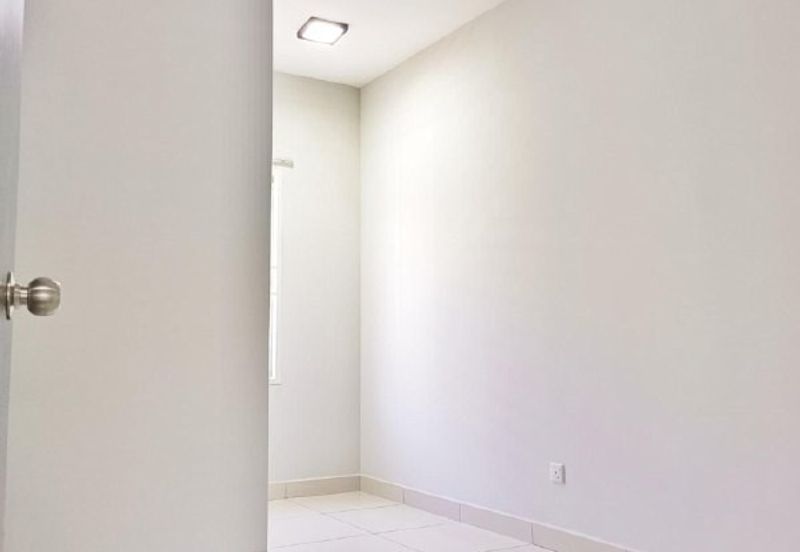 TERMURAH [FLEXIBLE BOOKING] 2 STOREY TERRACE HOUSE TAMAN RUBY DENGKIL SEPANG SELANGOR