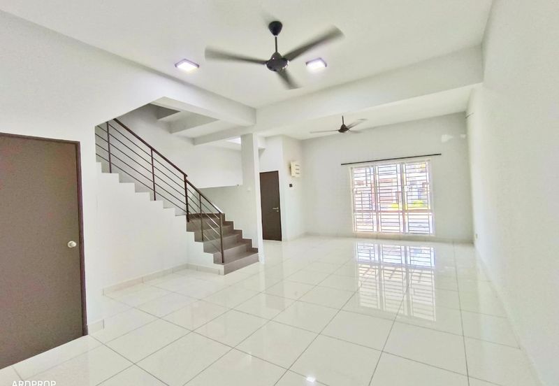 TERMURAH [FLEXIBLE BOOKING] 2 STOREY TERRACE HOUSE TAMAN RUBY DENGKIL SEPANG SELANGOR