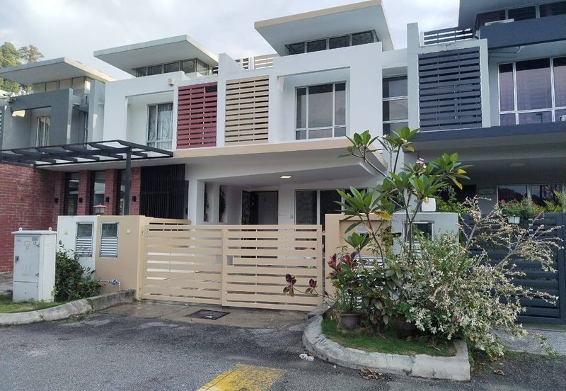 For Sale 2 Storey Terrace Taman Sierra Ukay (Serenia Garden), Ukay Perdana Ampang