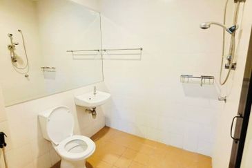 2 Storey Terrace House @ Taman Riana Ukay, Ampang For Sale