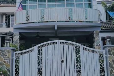 3 Storey House @ Taman Seri Melati , KL
For Sale