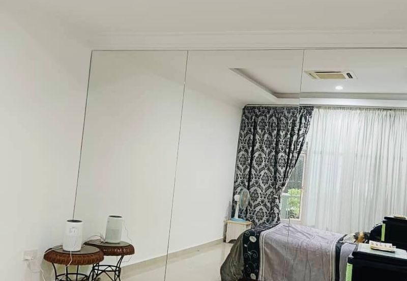 3 Storey House @ Taman Seri Melati , KL
For Sale