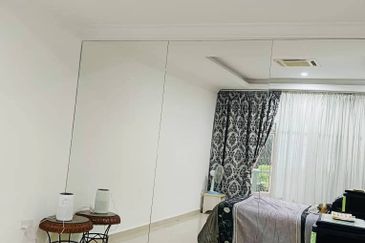 3 Storey House @ Taman Seri Melati , KL
For Sale