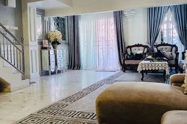 3 Storey House @ Taman Seri Melati , KL
For Sale