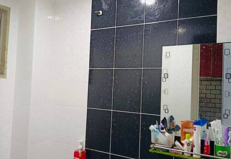 3 Storey House @ Taman Seri Melati , KL
For Sale