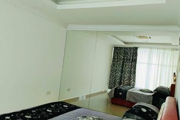 3 Storey House @ Taman Seri Melati , KL
For Sale