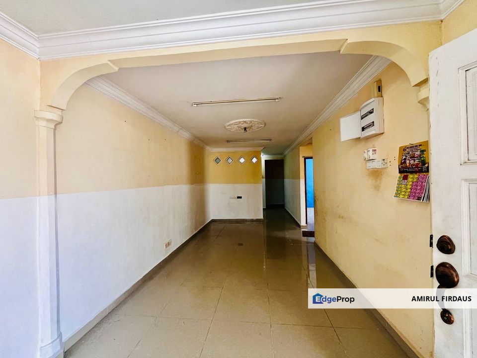 Semi Detached Single Storey House at Selayang Mutiara For Sale, Selangor, Selayang