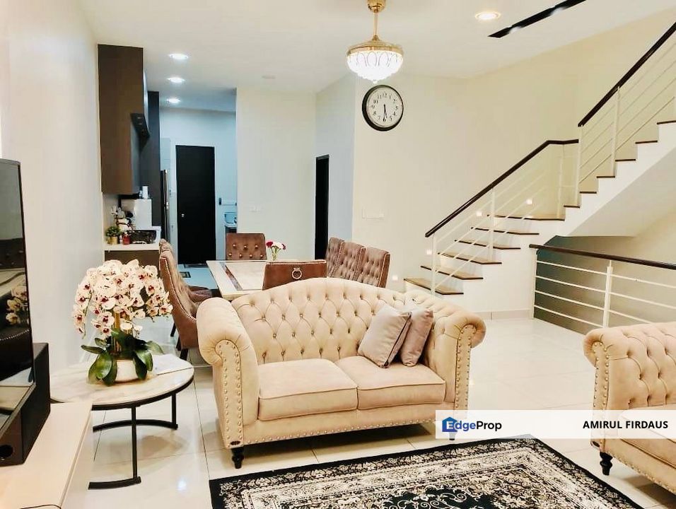 3 Storey Terrace House @ Tiara South, Semenyih For Sale, Selangor, Semenyih