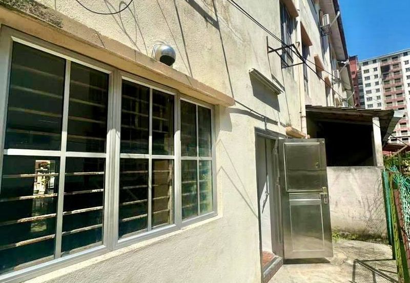 Bandar Tun Hussein Onn