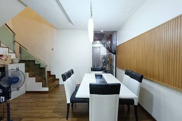 Mount Austin Boulevard 2 Storey Terrace House