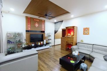 Mount Austin Boulevard 2 Storey Terrace House