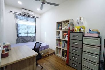 Mount Austin Boulevard 2 Storey Terrace House