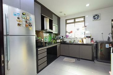 Mount Austin Boulevard 2 Storey Terrace House