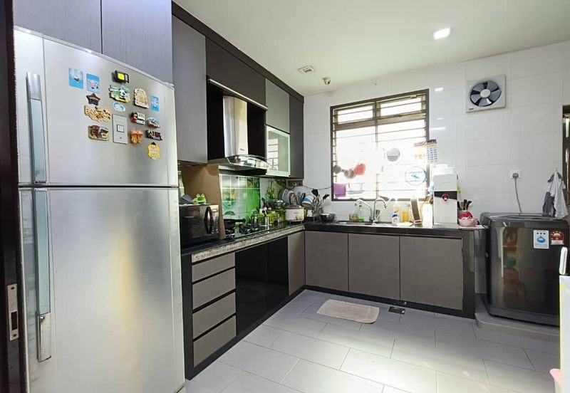 Mount Austin Boulevard 2 Storey Terrace House