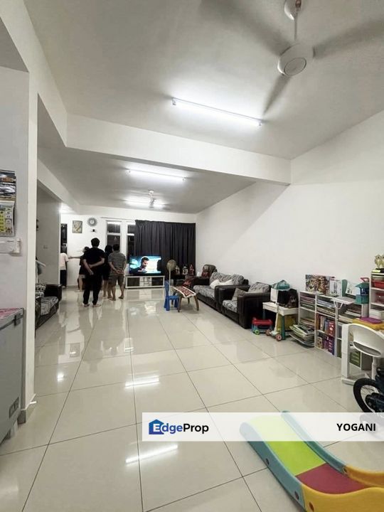 Johor Kulai IOI  Bandar Putra @Jalan Camar (Venice) Renovated Unit Double Storey Terrace House (古来 IOI @ Venice 全场最低双层排楼出售), Johor, Kulai