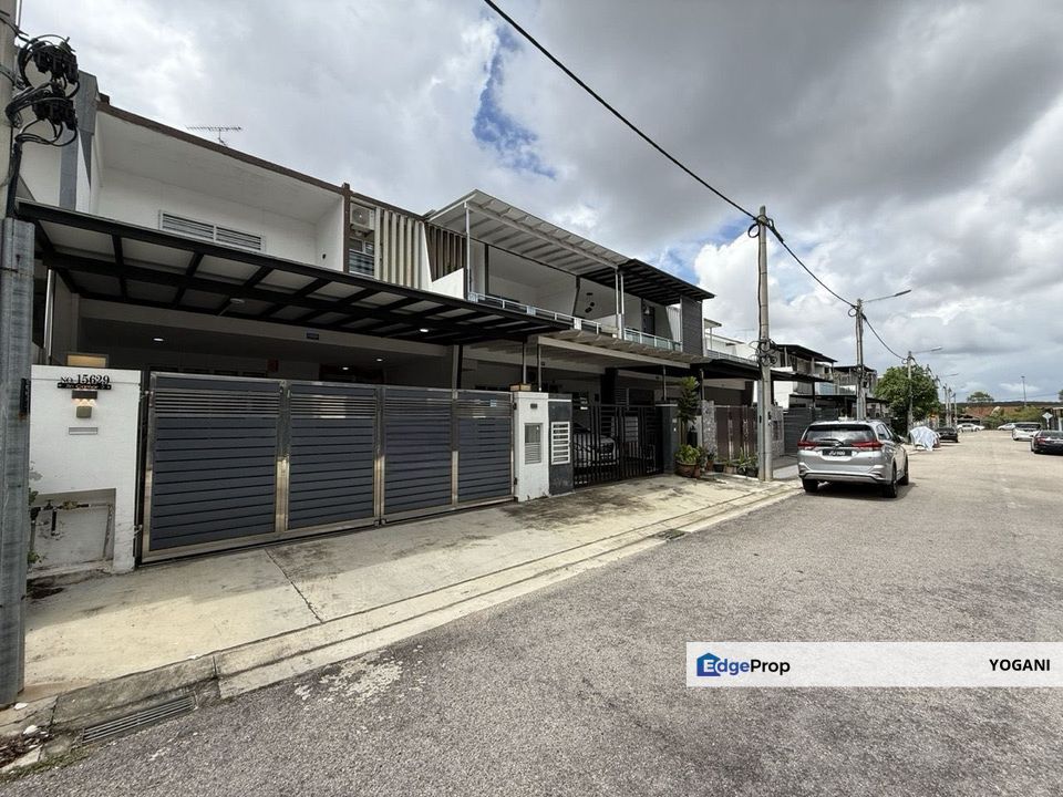 Johor Kulai IOI Renovated Double Storey Terrace (古来IOI Camar  Celeste 围篱保安双层排楼出租｜出售), Johor, Kulai