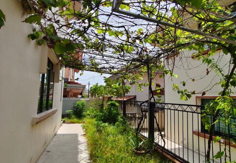 Taman Evergreen Heights