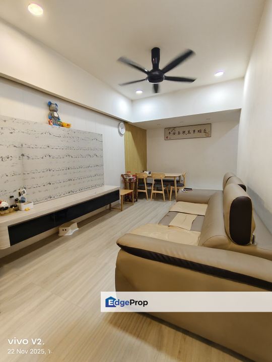 Kampung merdeka Single storey Terraced house for sale walking can arrived Econsave, Johor, Batu Pahat