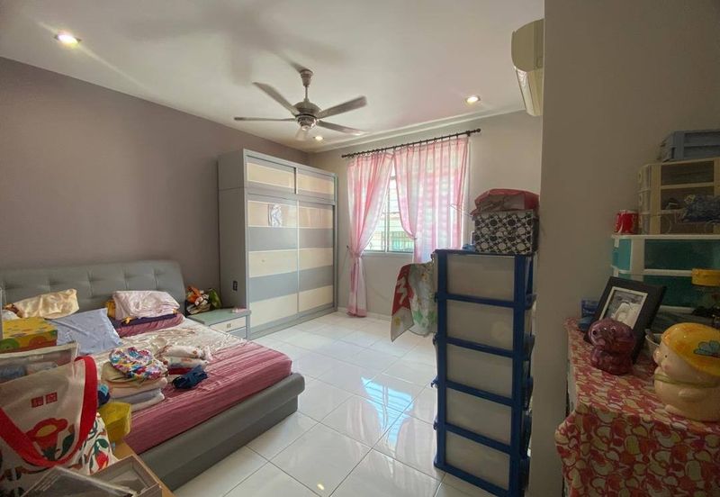 Taman Evergreen Heights